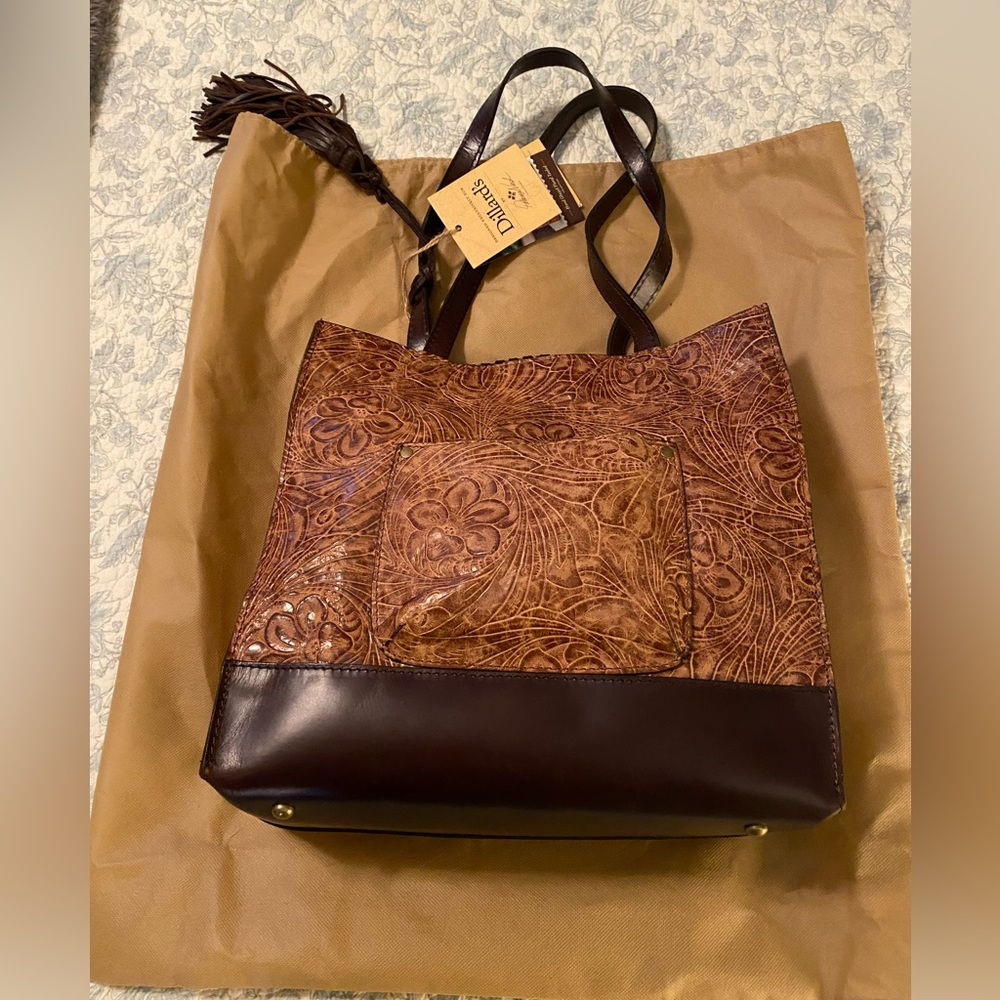 NWT Leather Patricia Nash shoulder bag